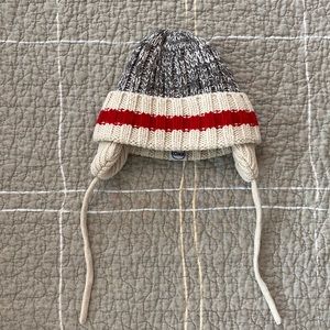 ✨4/$20✨ Kombi newborn winter hat